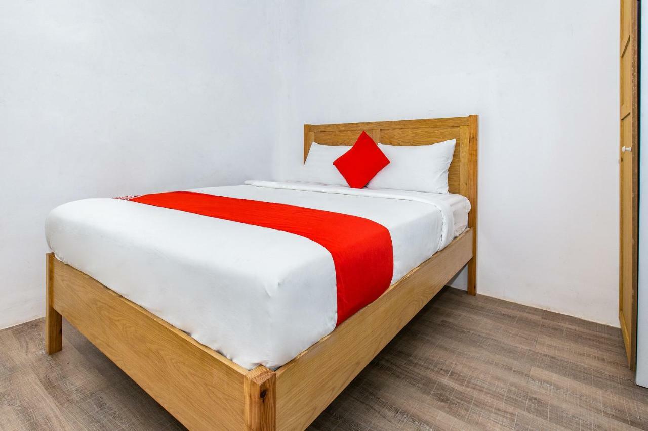Gis Hotel Nha Trang & Motorbike Rental Exterior foto