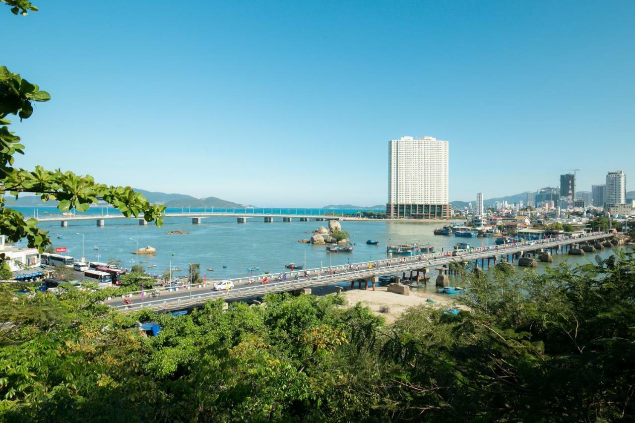 Gis Hotel Nha Trang & Motorbike Rental Exterior foto